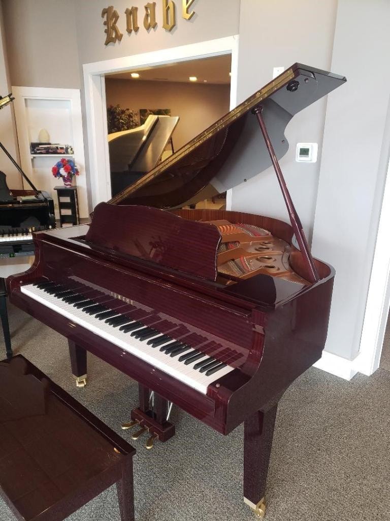 Yamaha Baby Grand