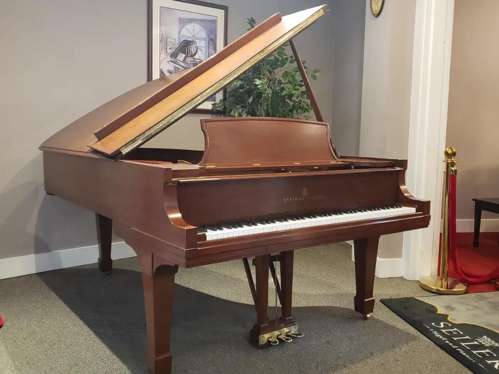 Extraordinary Rebuilt Steinway & Sons Model B